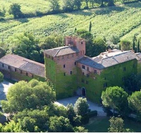 Castello Di San Fabiano Guest House 蒙特罗尼德阿尔比亚 外观 照片